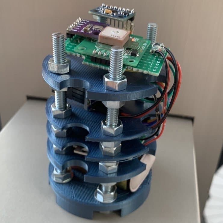 小型模擬人工衛星「缶サット」